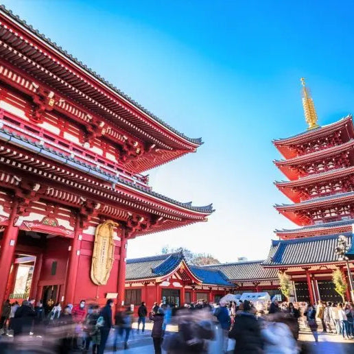 Tokyo: Asakusa & Sensoji ー Oldest Temple Walking Tour (2hrs)