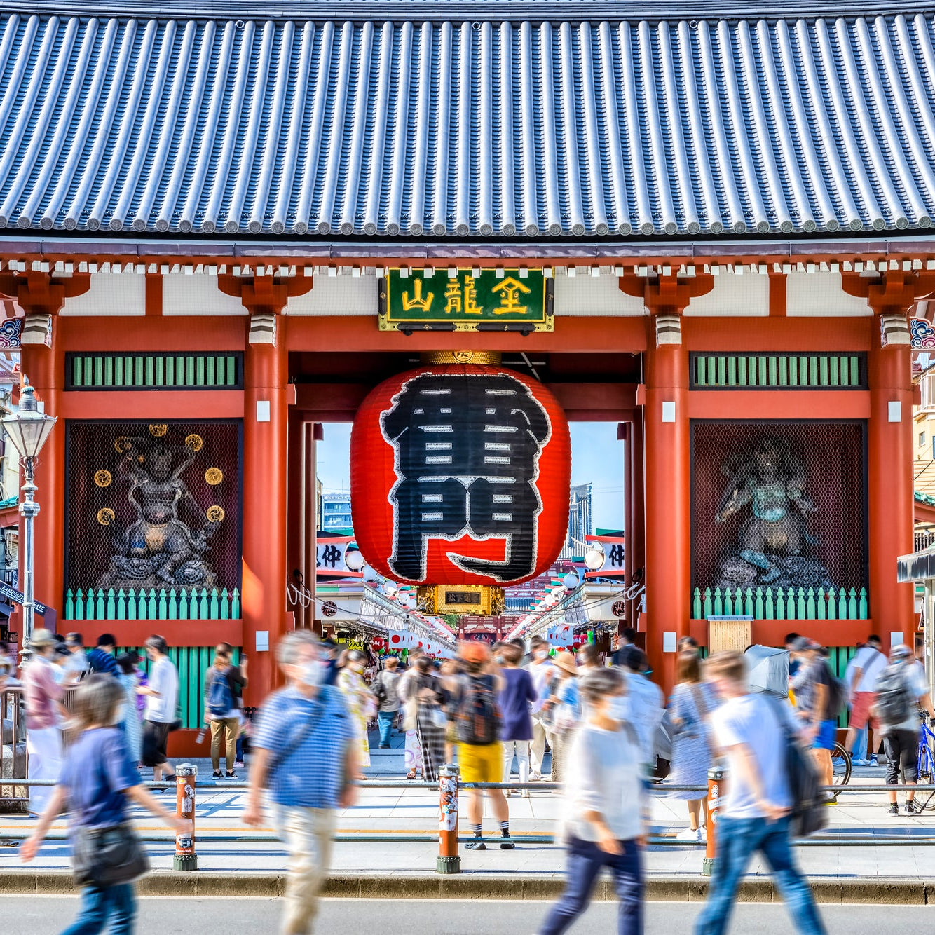 Tokyo : Asakusa & Sensoji Temple Walking Tour with a Local