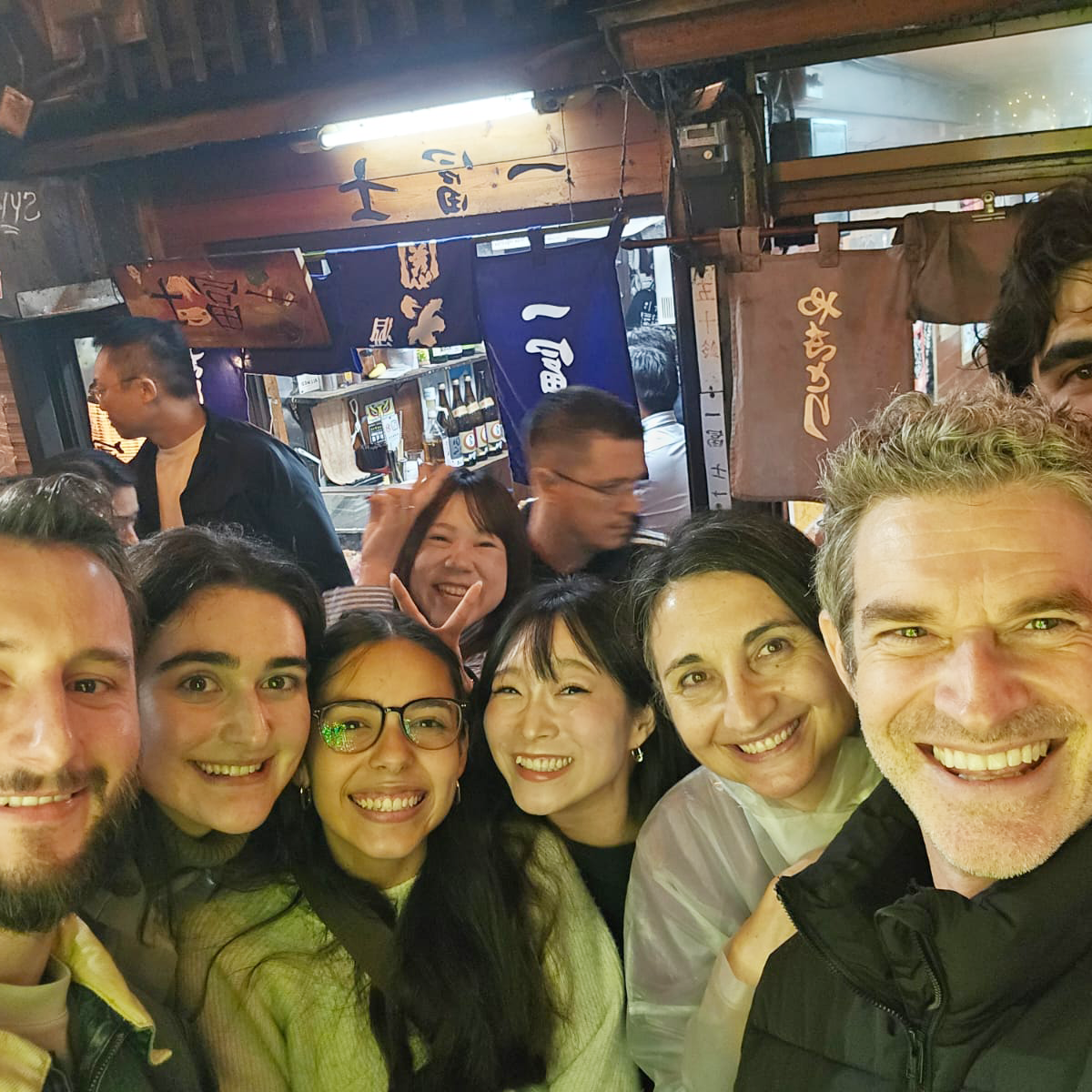 Tokyo: Asakusa Guided Food Tour with 12 Dishes & 3 Drinks