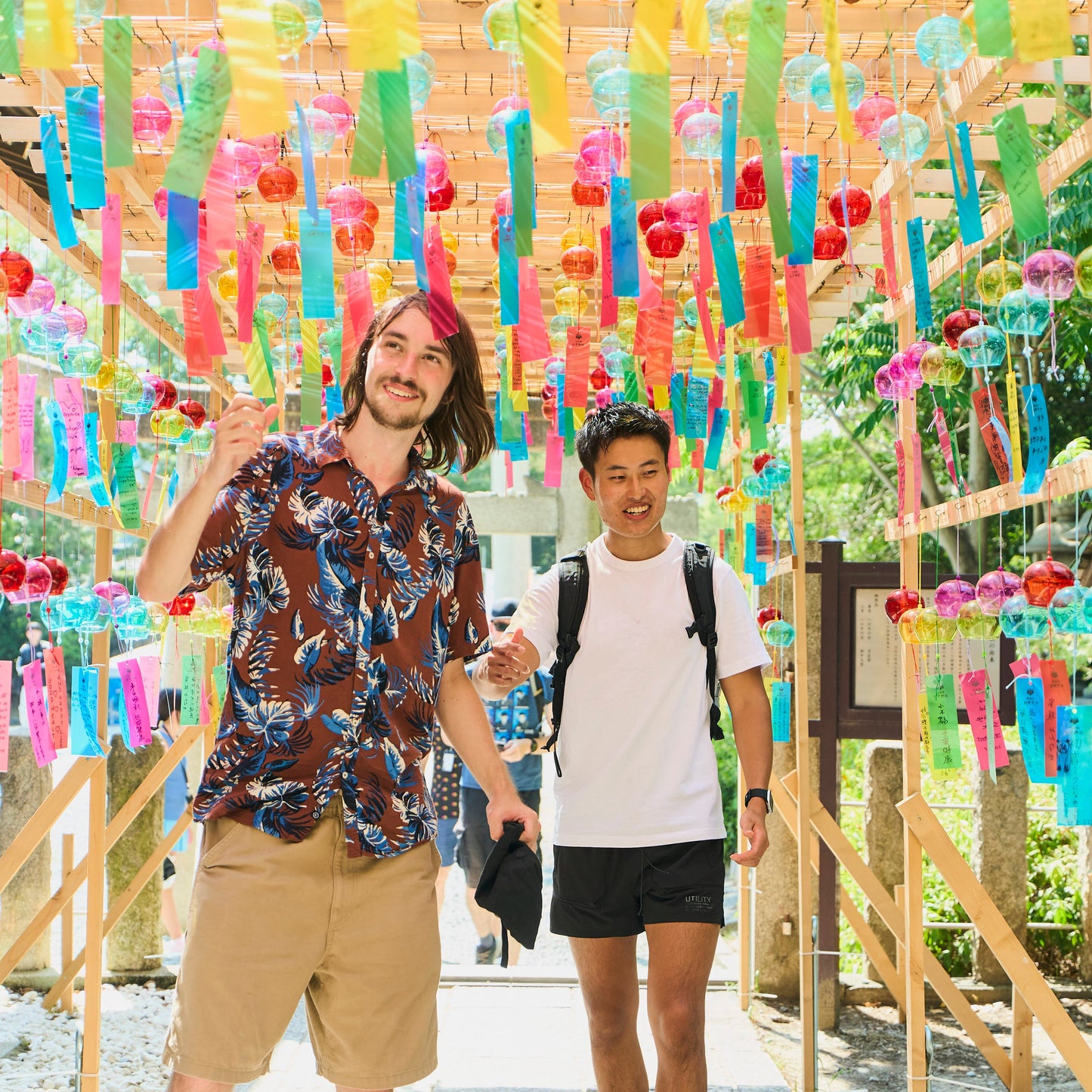 Osaka: Castle History Walking Tour / Castle Tower Admission