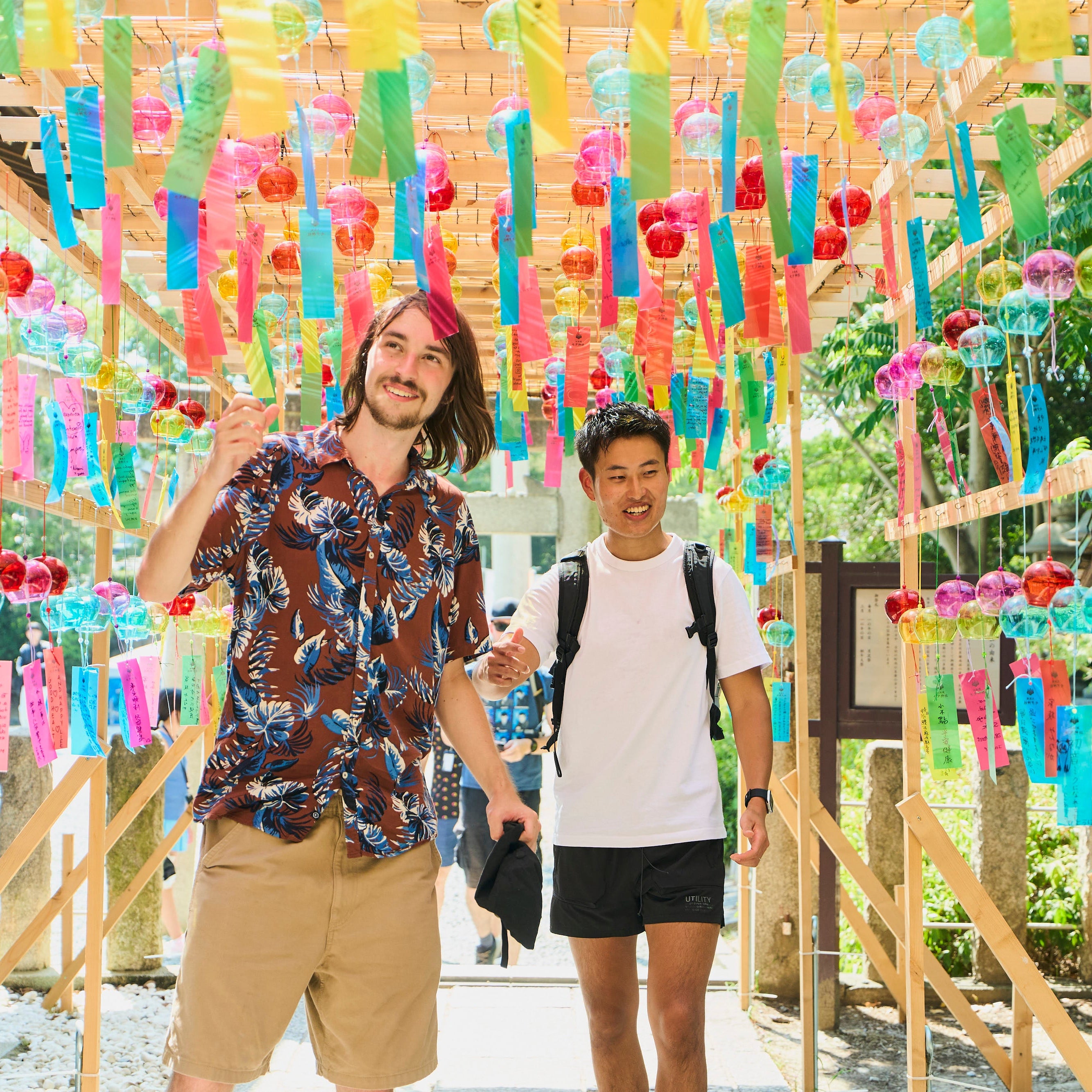 Osaka: Castle History Walking Tour / Castle Tower Admission