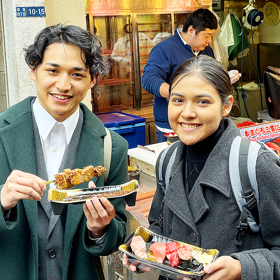 築地市場：試食付き屋台グルメツアー
