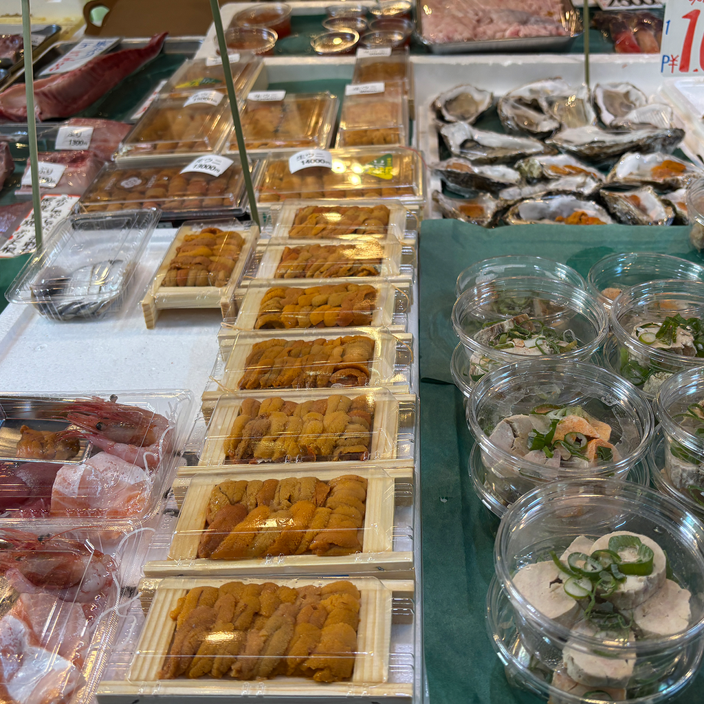 Tsukiji Fish Market: Street Food Tour with Tasting