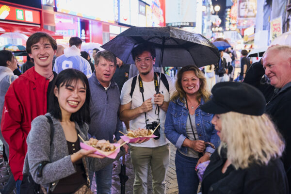 Tokyo: Shibuya Food Tour with 15 Dishes at 4 Eateries