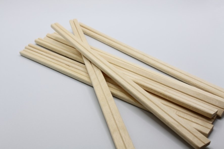 Single-use waribashi disposable wooden chopsticks