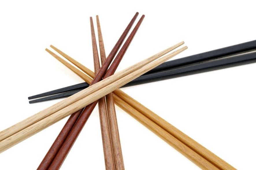 Proper care and washing of reusable wooden chopsticks