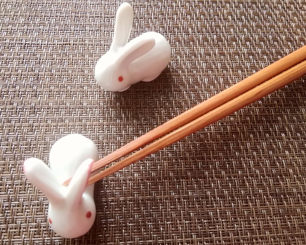 Children making chopsticks at workshop in Asakusa
