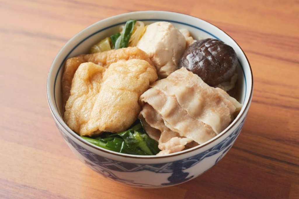 Chanko-nabe hot pot at Rikishi-meshi Yorozu