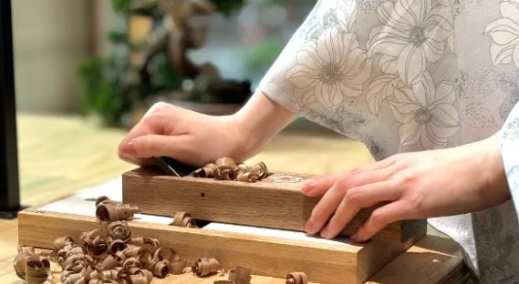 HASHI LAB chopstick making workshop near Kyoto Station