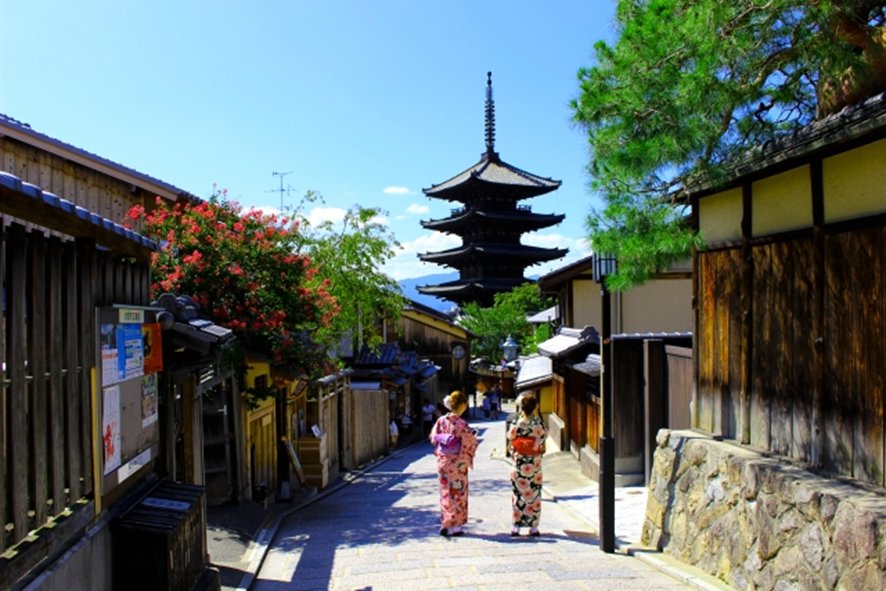 Traditional street in Gion geisha district at dusk