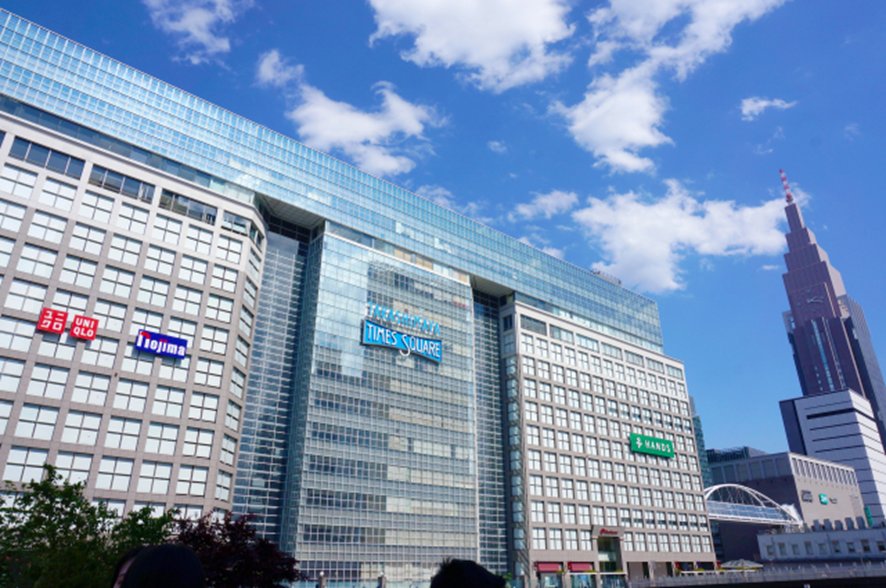 Four hotel areas near Shinjuku Station