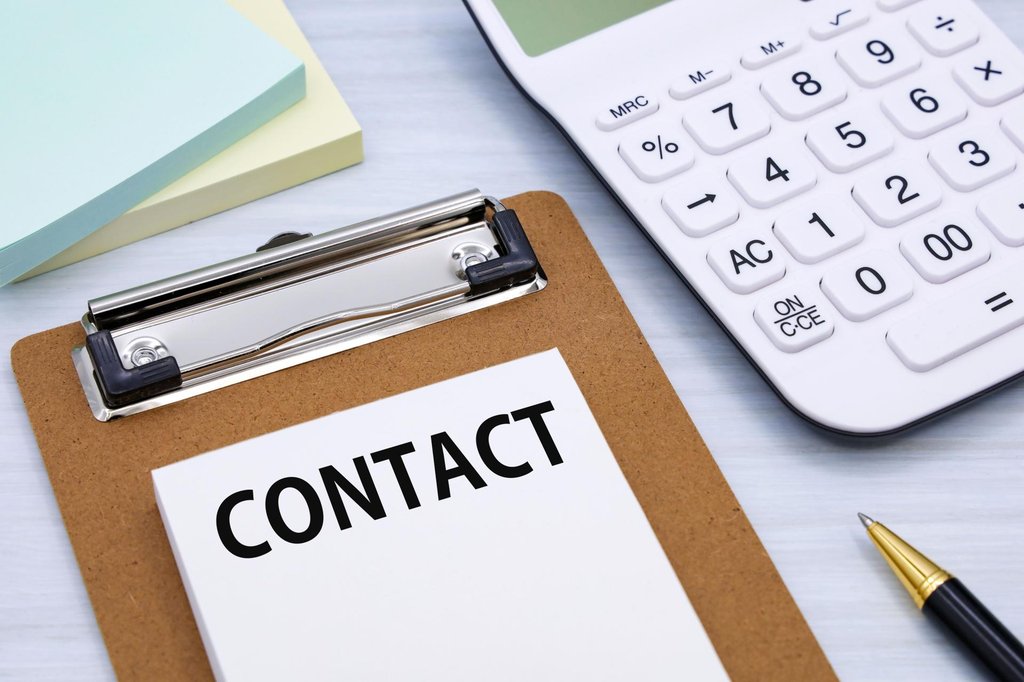 Group travel planning consultation