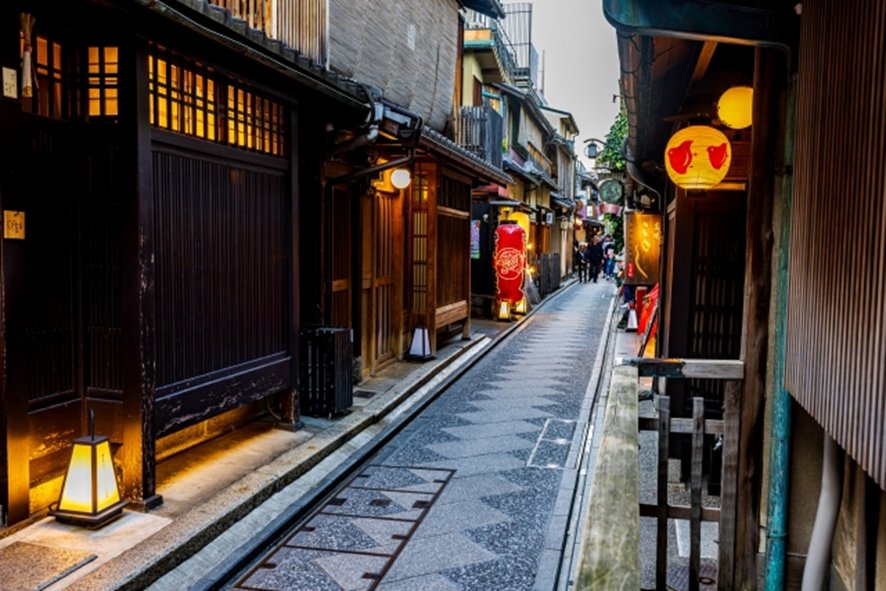 Private lane sign in Kyoto geisha district