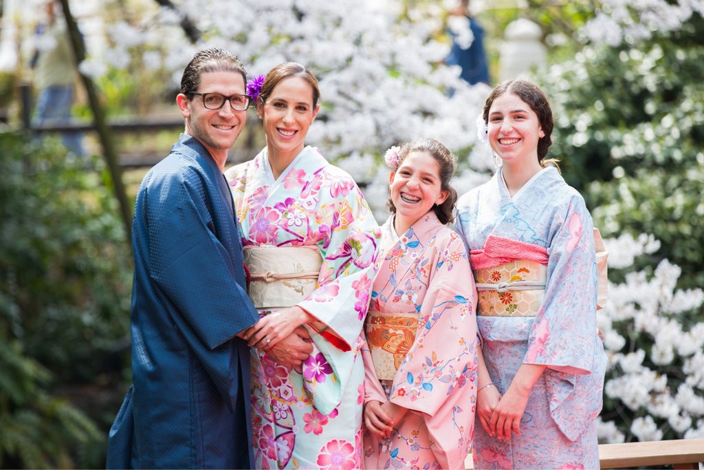 Pure silk kimono experience at Sakaeya Tokyo