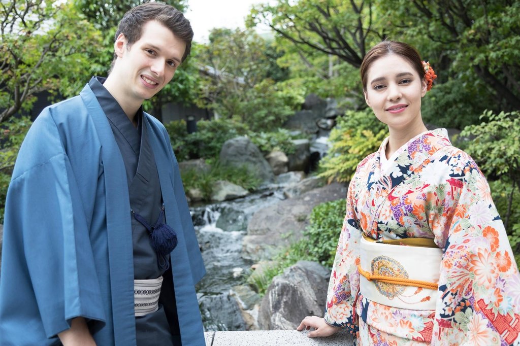 Kimono rental shops in Asakusa Tokyo
