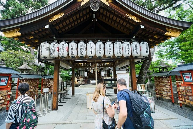 Kyoto: Gion Hidden Gems & Geisha Culture Tour