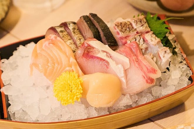 Kyoto: Guided Food Tour with 12 Dishes & 3 Drinks