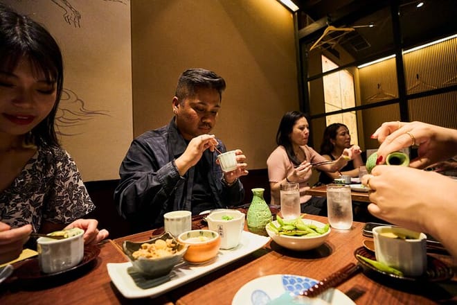 Kyoto: Guided Food Tour with 12 Dishes & 3 Drinks