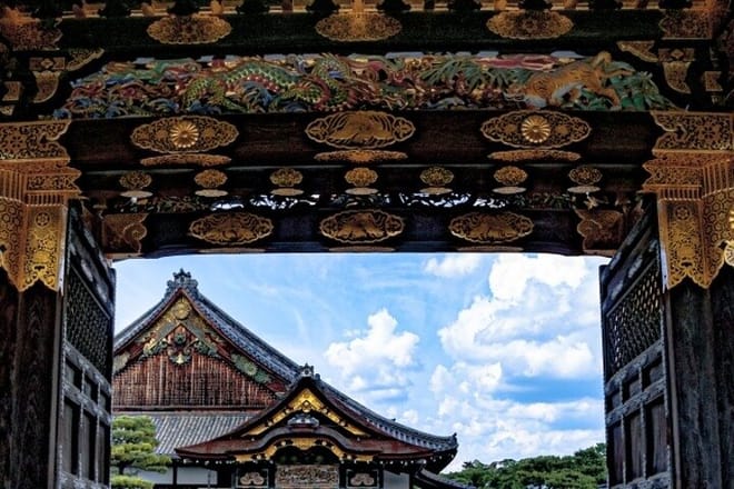 Kyoto: Nijo Castle World Heritage Guided Tour with Admission