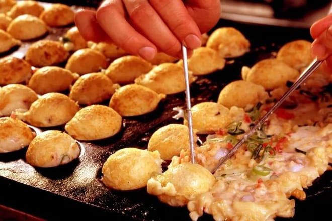 Osaka: 2-Hour Highlights & Hidden Gems Walking Tour
