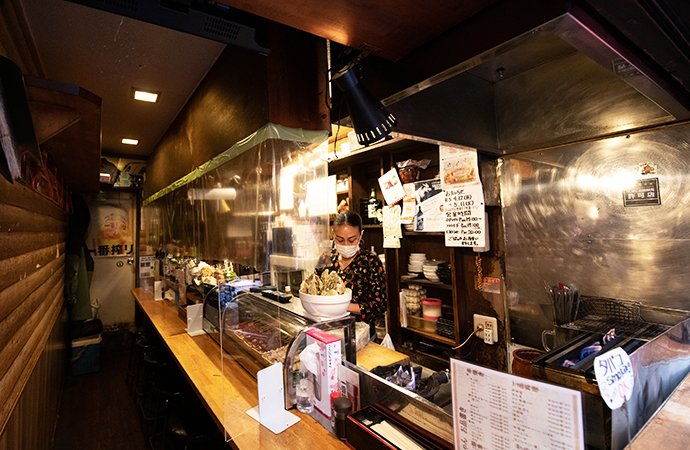 Grilled yakitori skewers at Tacchan Shinjuku