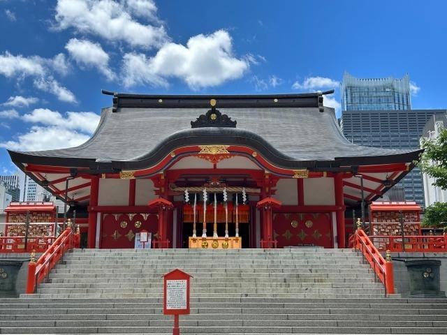 Shinjuku attractions beyond restaurants