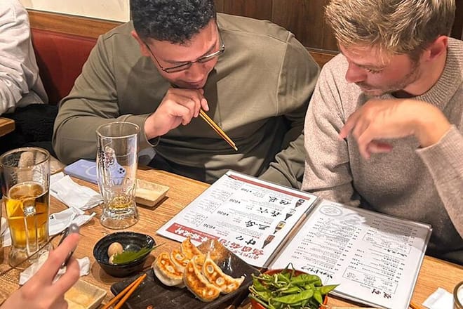 Shinjuku: Food Tour – 15 Dishes at 4 Eateries