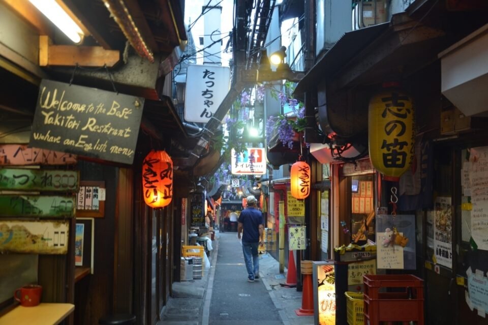 Arigato Travel Golden Gai food tour