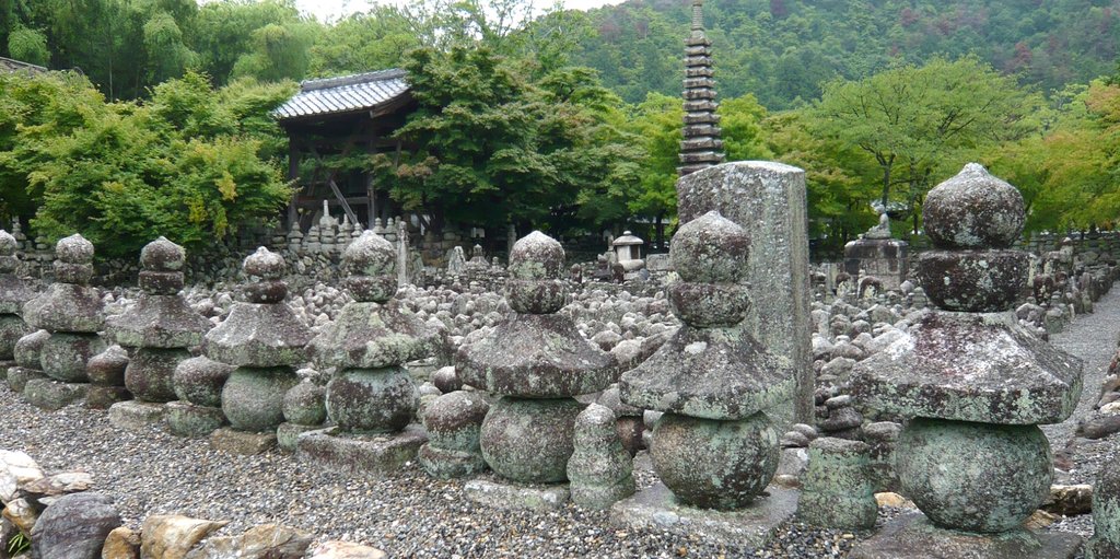 Stone Buddhist statues at Adashino Nenbutsu-ji Temple