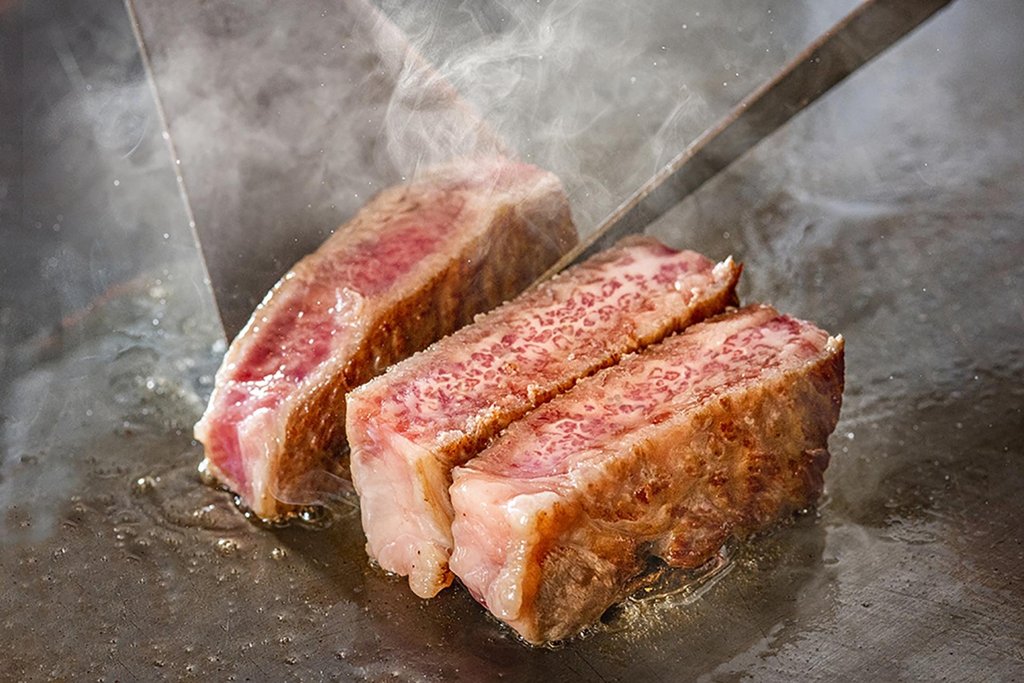 Wagyu beef teppanyaki dinner in Ginza