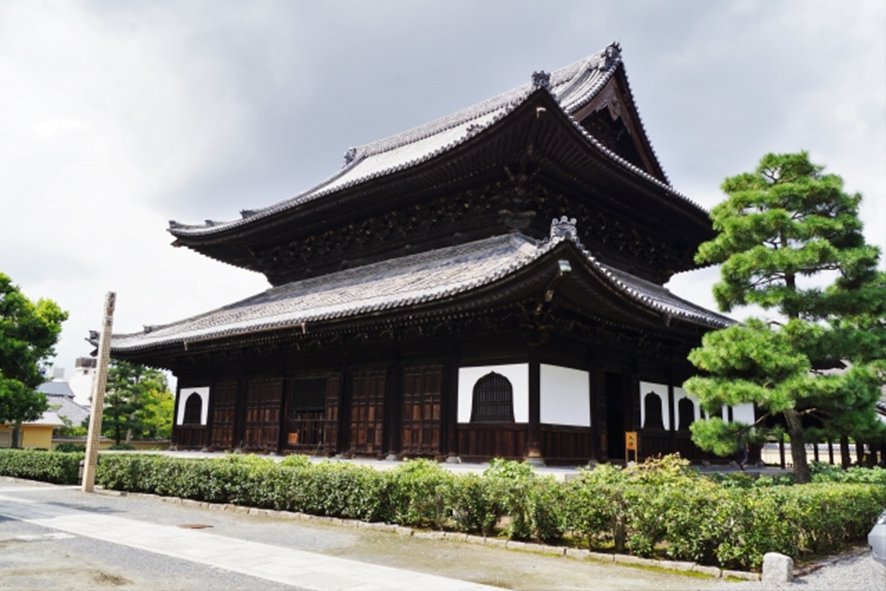 Zen garden at Kenninji Temple