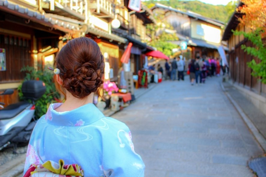 Kimono rental experience in Kyoto