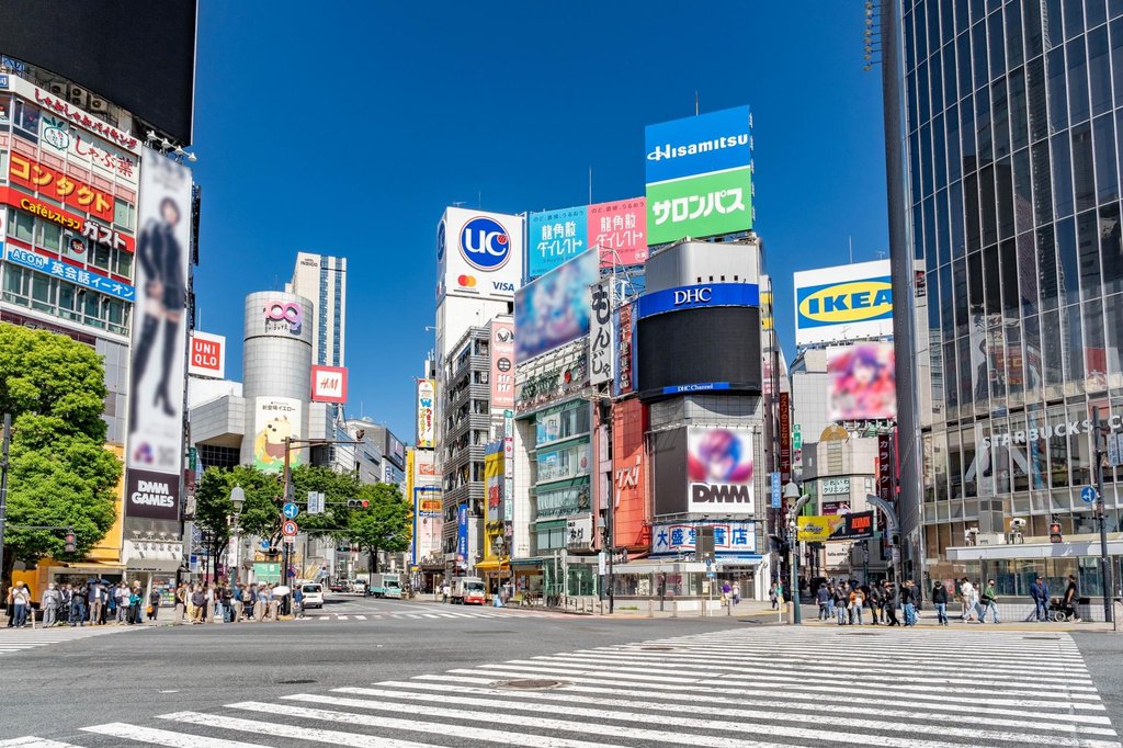 Shibuya nighttime neon lights and atmosphere