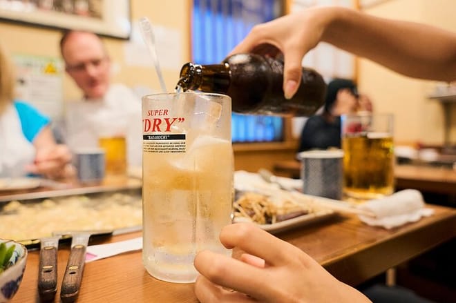 Tokyo : Asakusa Food Tour – 12 Dishes & 3 Drinks