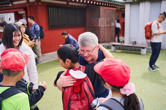 Tokyo: Asakusa & Sensoji ー Oldest Temple Walking Tour (2hrs)