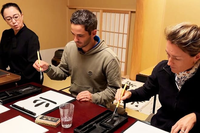 Tokyo: Calligraphy Workshop & Original T-Shirt Creation