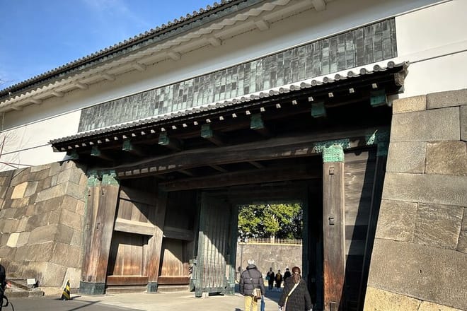 Tokyo Castle & Imperial PalaceーShogun Walking Tour