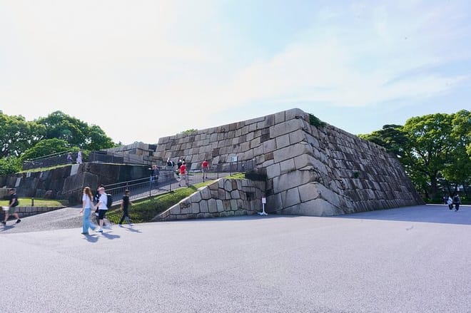 Tokyo Castle & Imperial PalaceーShogun Walking Tour