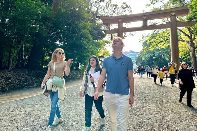 Tokyo: Meiji Shrine Walking Tour — Shintoism & Imperial System