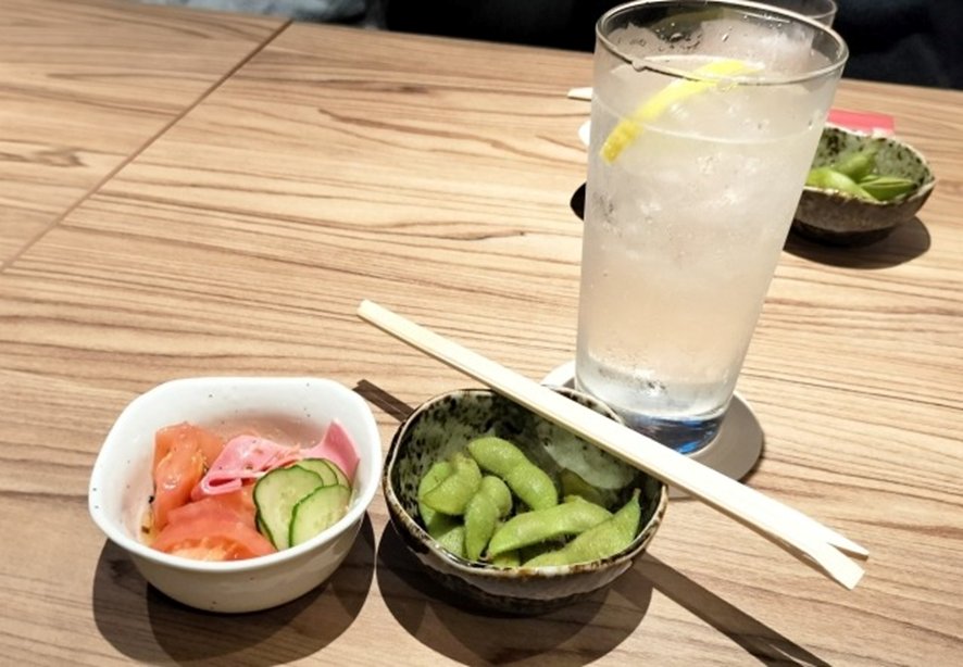 Small appetizer plate served at Japanese bar