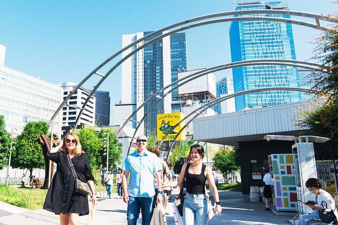 Tokyo: Shibuya Highlights Walking Tour & Secret View Spot