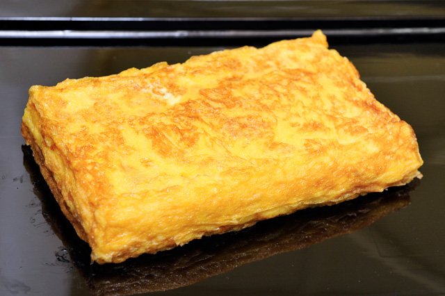Traditional tamagoyaki at Marutake in Tsukiji