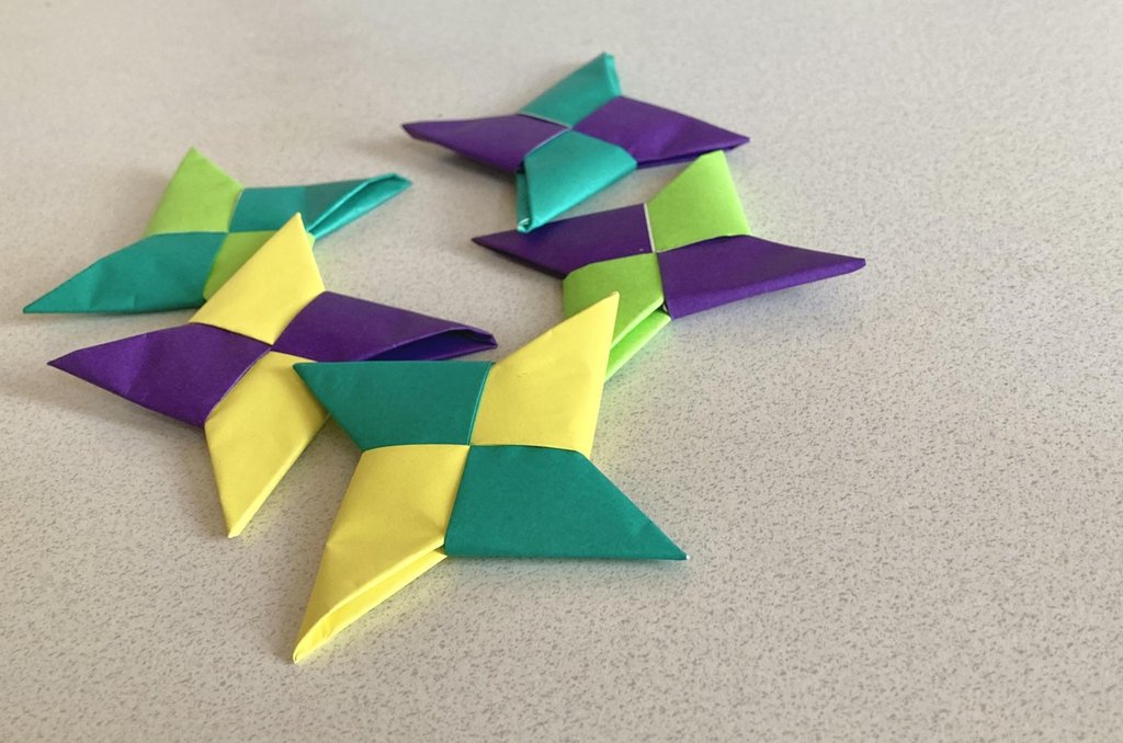 Origami ninja throwing star shuriken